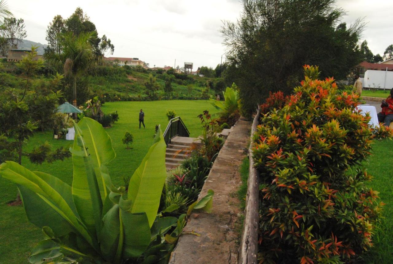 Riverside Resort Hotel Kabale Ngoại thất bức ảnh