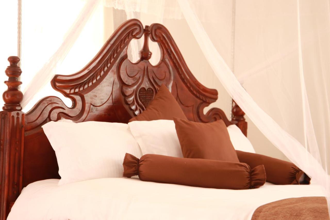 Riverside Resort Hotel Kabale Ngoại thất bức ảnh